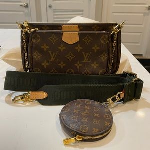 Louis Vuitton Multi Pochette Accessoires Clutch Khaki